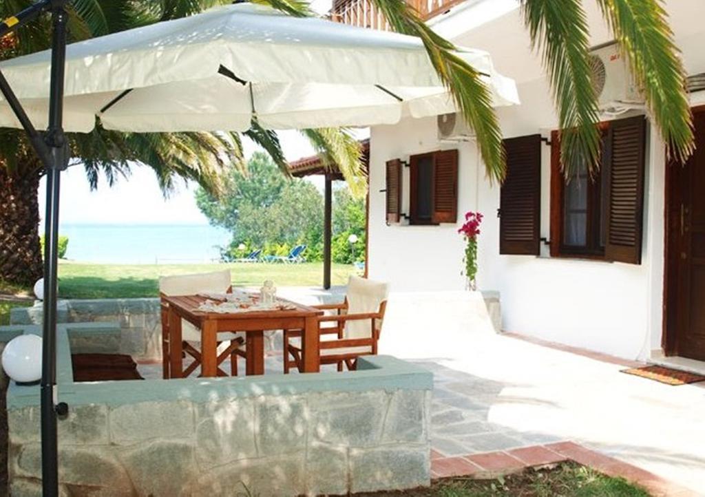 Filippos Resort By The Sea Вурвуру Номер фото