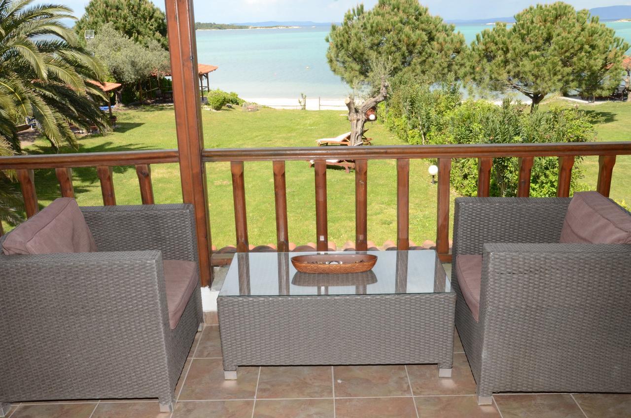 Filippos Resort By The Sea Вурвуру Экстерьер фото
